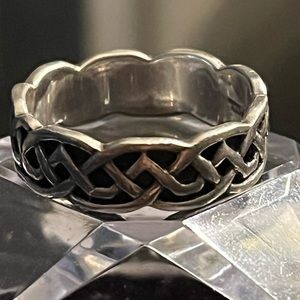 CELTIC WEAVE STERLING SILVER BAND RING
